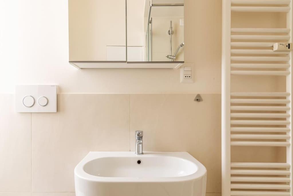 Studio Apartment Brera มิลาน ภายนอก รูปภาพ